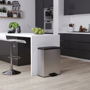 Контейнер для мусора Curver Deco Bin с педалью серебряный 65л 486х330х615мм 251001 Контейнер для мусора Curver Deco Bin с педалью серебряный 65л 486х330х615мм 251001